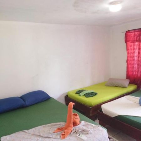 Cabinas Miss Miriam 2 토르투게로 외부 사진